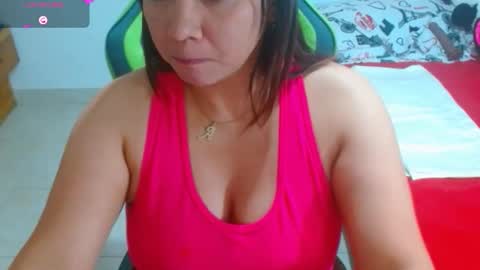 Snapshot of hiilarylove chatting on October 2025 03:31:02 AM hiilary online show from October 2025 03:31:02 AM