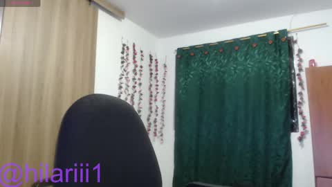 hilaril18 online show from April 2026 06:42:02 PM