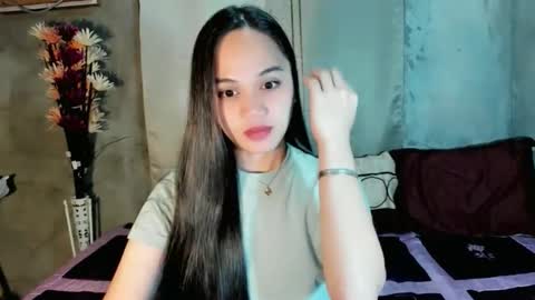 hilarymolly online show from February 2026 08:29:02 PM