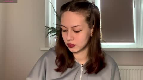 Hi Im Elizabeth online show from April 2026 08:52:02 AM