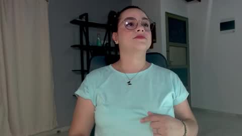 Miranda online show from December 2024 01:25:01 AM