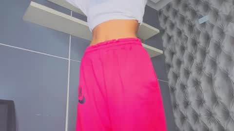  Hillary  online show from January 2026 12:14:02 AM