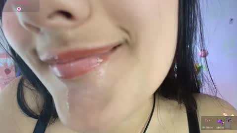 hinata online show from November 2025 08:53:01 PM