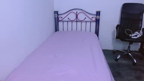 Snapshot of hinata_9 chatting on September 2025 11:48:01 AM      0600AM-1100AM - online show from September 2025 11:48:01 AM