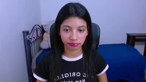 Snapshot of hinata_9 chatting on October 2025 03:29:01 AM      0600AM-1100AM - online show from October 2025 03:29:01 AM