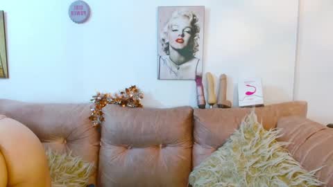 hinata lee online show from January 2025 04:19:02 AM