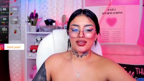 Snapshot of hinataweed01 chatting on December 2024 06:13:02 AM  Karol  Independent Model online show from December 2024 06:13:02 AM