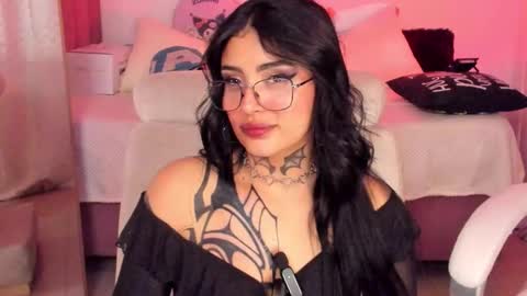 Snapshot of hinataweed01 chatting on September 2025 02:00:02 AM  Karol  Independent Model online show from September 2025 02:00:02 AM