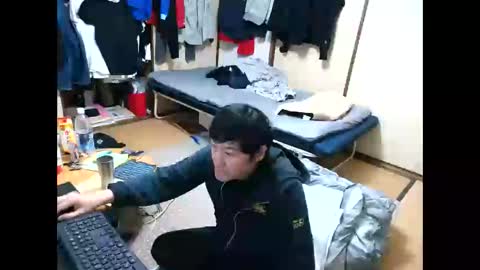 hiro110 online show from January 2025 07:10:02 PM