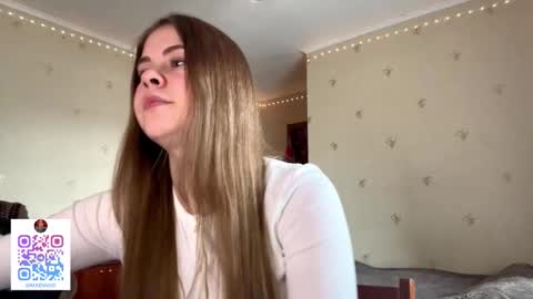 I am Amy ntmu Lets hit 10 Thumbs Up together online show from March 2026 11:38:01 AM