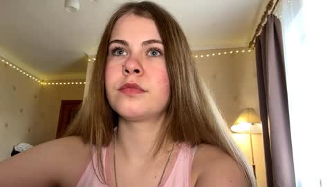 I am Amy ntmu Lets hit 10 Thumbs Up together online show from May 2026 11:18:01 AM