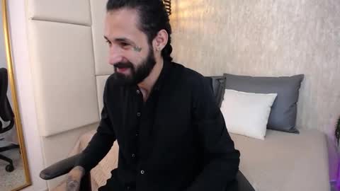 Hisoka online show from March 2026 08:37:01 PM