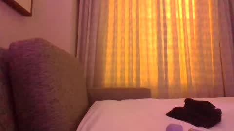 hknox714 online show from November 2025 07:18:01 AM