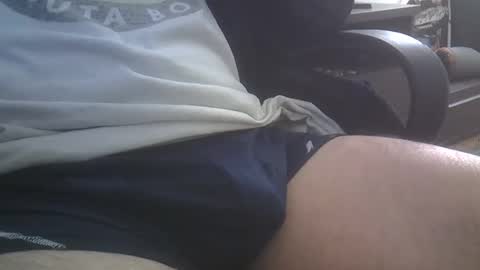 Snapshot of hlavoe33 chatting on November 2025 06:06:01 PM Hlavoe online show from November 2025 06:06:01 PM