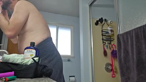 hobbes80 online show from December 2024 09:13:01 PM