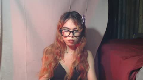Snapshot of hoelyaurora chatting on May 2026 07:55:02 PM Aurora3 online show from May 2026 07:55:02 PM