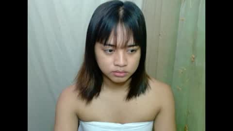 Snapshot of hoelyhanabi chatting on July 2026 05:33:02 AM KIESH online show from July 2026 05:33:02 AM
