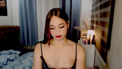 Snapshot of hoelymarie chatting on May 2026 10:23:02 AM hoelymarie online show from May 2026 10:23:02 AM