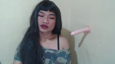 Snapshot of hoelyrafaela chatting on April 2026 11:08:02 AM Rafaela3 online show from April 2026 11:08:02 AM