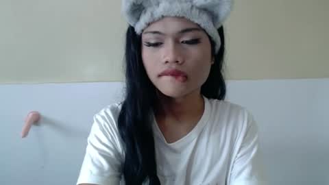 Snapshot of hoelyrafaela chatting on July 2026 03:23:01 AM Rafaela3 online show from July 2026 03:23:01 AM