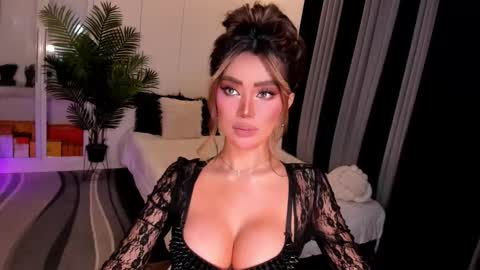 Ms. Laura online show from September 2025 01:40:01 AM