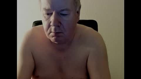 Holger online show from October 2025 01:56:01 AM