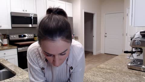 Snapshot of holihurricane chatting on February 2026 04:06:02 AM Holi Hurricane online show from February 2026 04:06:02 AM