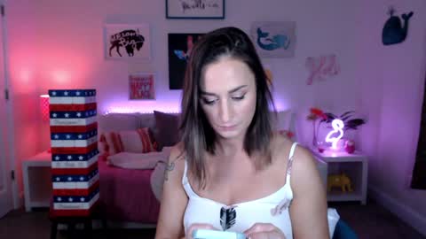 Snapshot of holihurricane chatting on March 2026 04:58:01 AM Holi Hurricane online show from March 2026 04:58:01 AM