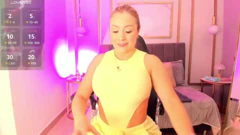 Holly Madisson online show from July 2026 01:24:01 PM