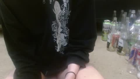 Holly Hawkes online show from October 2025 01:04:02 AM