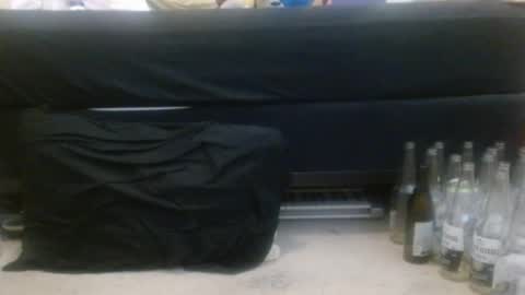 Holly Hawkes online show from April 2026 12:41:01 AM