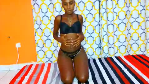 hollylyn online show from October 2025 08:53:02 PM