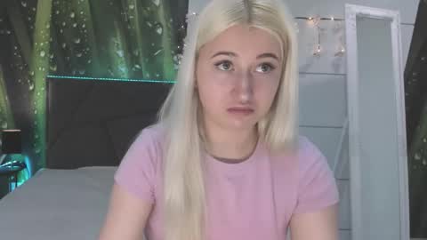 HollyTaillor online show from April 2026 05:30:01 AM