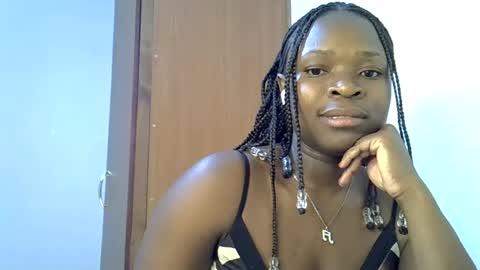 Snapshot of holy_ebony chatting on July 2026 04:39:02 AM holy_ebony online show from July 2026 04:39:02 AM
