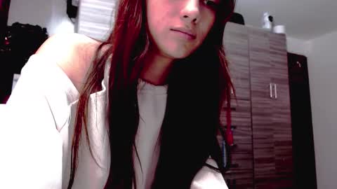 Juli online show from February 2026 03:10:01 AM