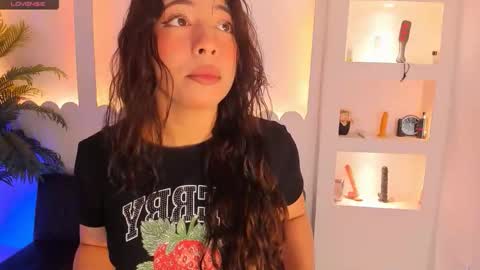 Holy Lux online show from May 2026 11:40:01 AM