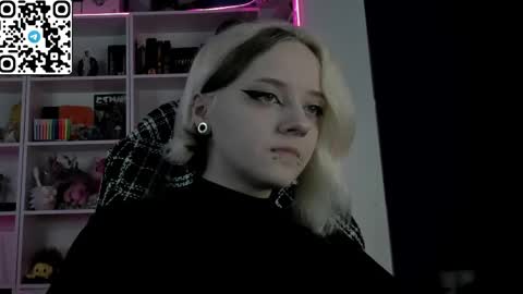 Snapshot of holy_mistresss chatting on April 2026 09:01:02 AM holy_mistresss online show from April 2026 09:01:02 AM
