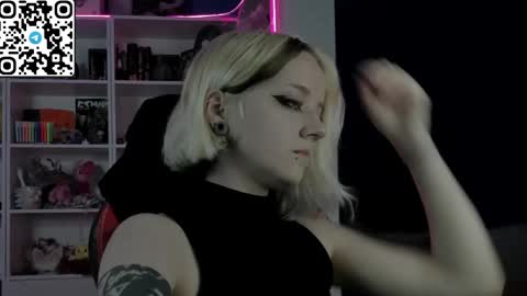 Snapshot of holy_mistresss chatting on May 2026 08:30:01 AM holy_mistresss online show from May 2026 08:30:01 AM