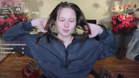 Snapshot of holybabydoll chatting on November 2025 11:59:02 PM holybabydoll online show from November 2025 11:59:02 PM