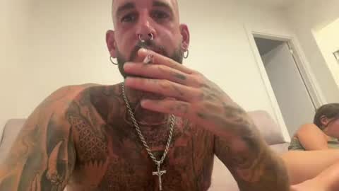 holycouplee online show from August 2026 08:00:02 PM