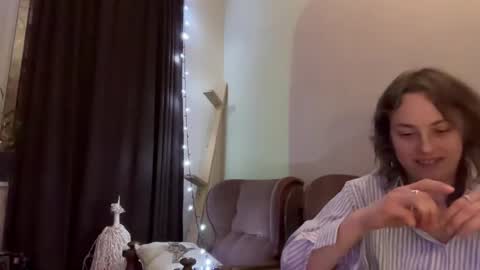 Snapshot of holydori chatting on February 2025 09:15:01 PM dori not holy get my tg channel with link from description under last photo online show from February 2025 09:15:01 PM