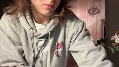 Snapshot of holydori chatting on March 2025 07:54:02 PM dori not holy get my tg channel with link from description under last photo online show from March 2025 07:54:02 PM
