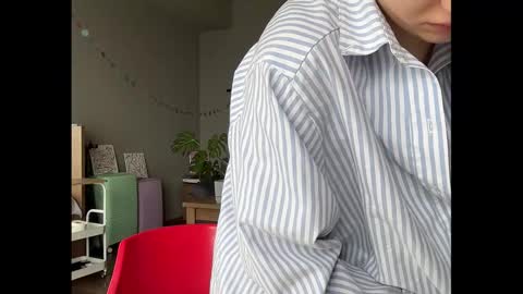 Snapshot of holydori chatting on September 2025 10:47:01 AM dori not holy get my tg channel with link from description under last photo online show from September 2025 10:47:01 AM