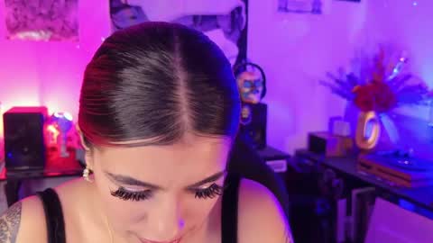   online show from May 2026 11:34:04 PM