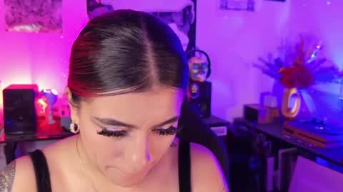   online show from May 2026 12:29:02 AM