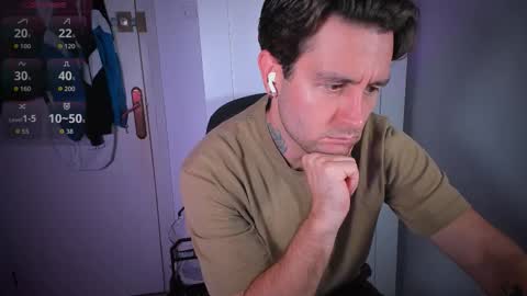 Andrew online show from October 2025 06:03:02 AM