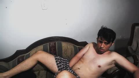 Snapshot of honey_baby19 chatting on June 2026 02:13:02 AM Jhonny online show from June 2026 02:13:02 AM