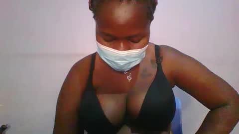 honey_beb online show from September 2025 04:36:01 AM