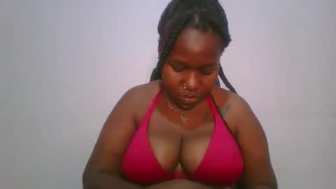 honey_beb online show from November 2025 05:24:01 PM