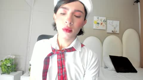 Snapshot of honey_hex_ chatting on May 2026 12:57:02 PM honey_hex_ online show from May 2026 12:57:02 PM